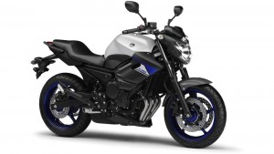 Yamaha XJ6 Photo 2