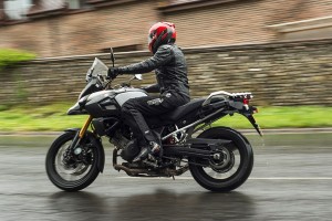 The-Suzuki-V-Strom-1000-driving-on-road